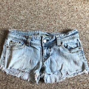 American eagle low rise light wash jeans shorts